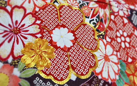 手絞り刺繍