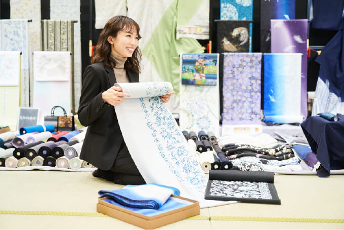 丁寧な接客が大好評!振袖コンシェルジュが担当